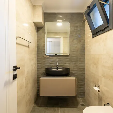 Aurea Daily Weekly Villa