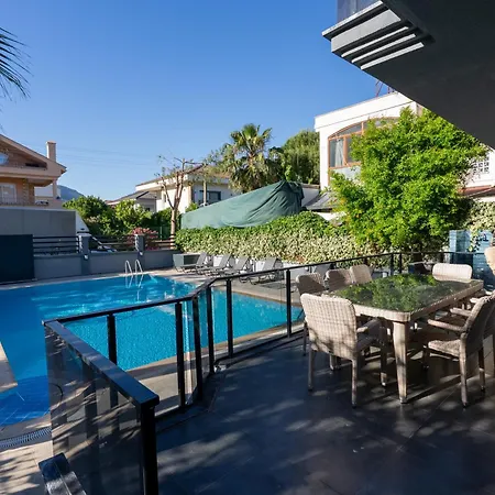 Aurea Daily Weekly Villa *